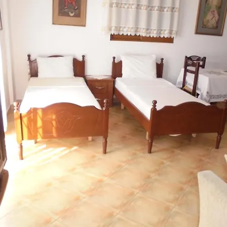 Vila Vasili *
